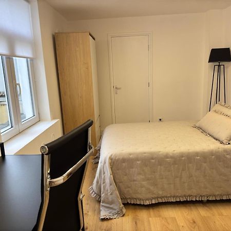2 Bedroom Apartment 1 Floor In Blankenberge Vrijheidstraat 3 מראה חיצוני תמונה