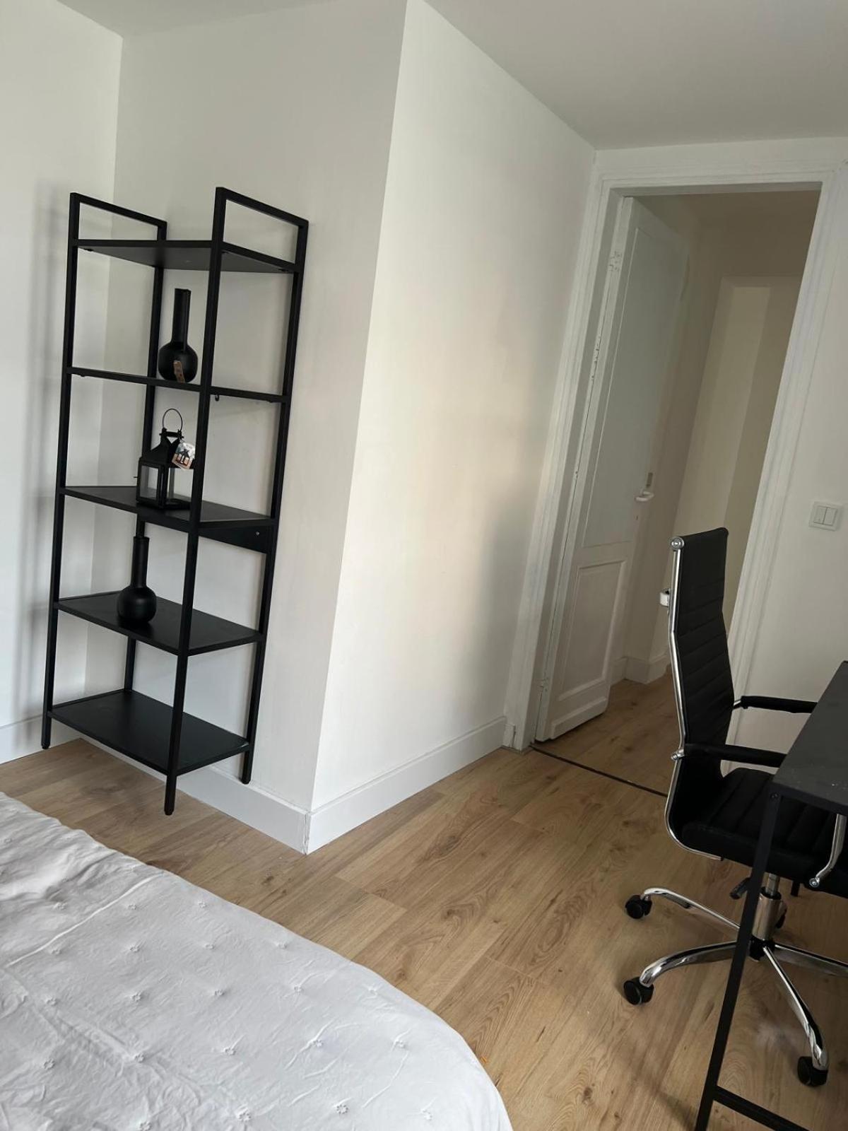 2 Bedroom Apartment 1 Floor In Blankenberge Vrijheidstraat 3 מראה חיצוני תמונה