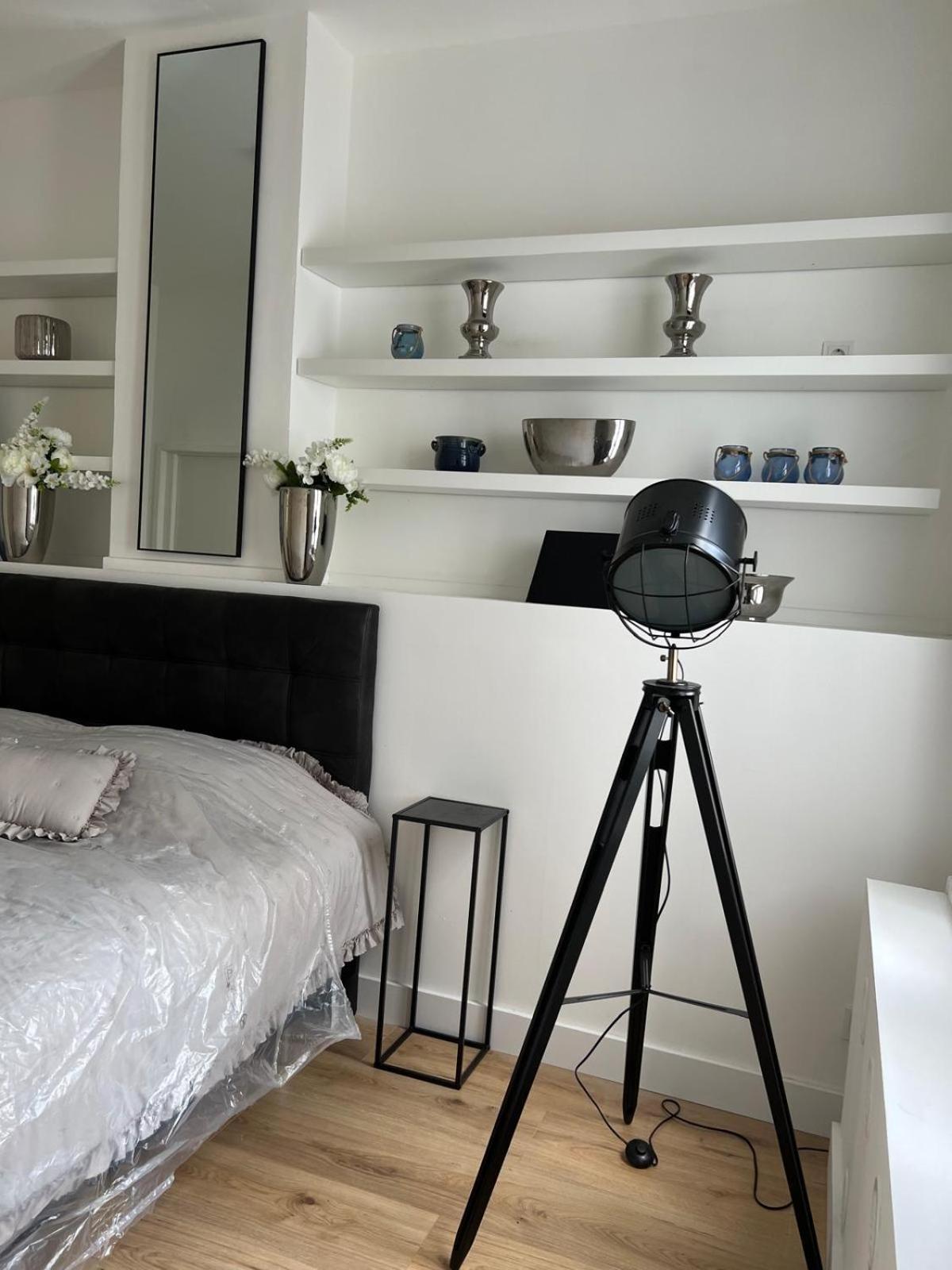 2 Bedroom Apartment 1 Floor In Blankenberge Vrijheidstraat 3 מראה חיצוני תמונה