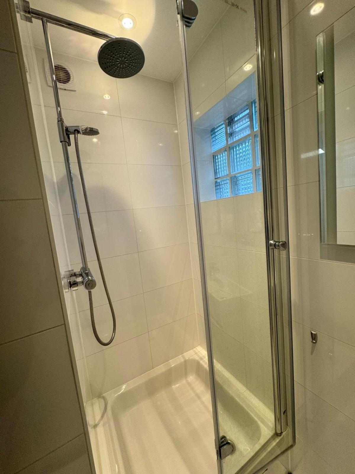 2 Bedroom Apartment 1 Floor In Blankenberge Vrijheidstraat 3 מראה חיצוני תמונה